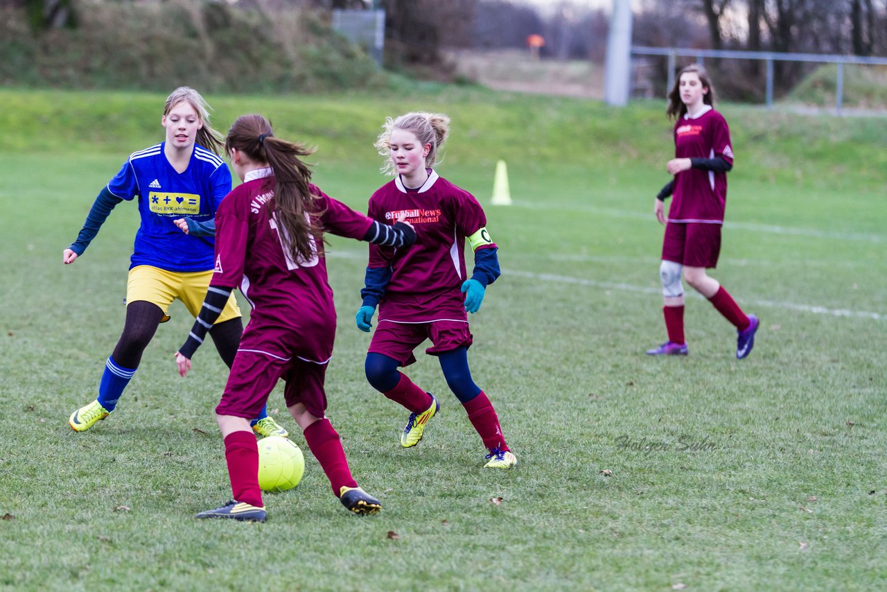 Bild 99 - B-Juniorinnen TSV Gnutz o.W. - SV Henstedt Ulzburg II : Ergebnis: ca. 5:0